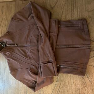 Lululemon Expresso define jacket- crop